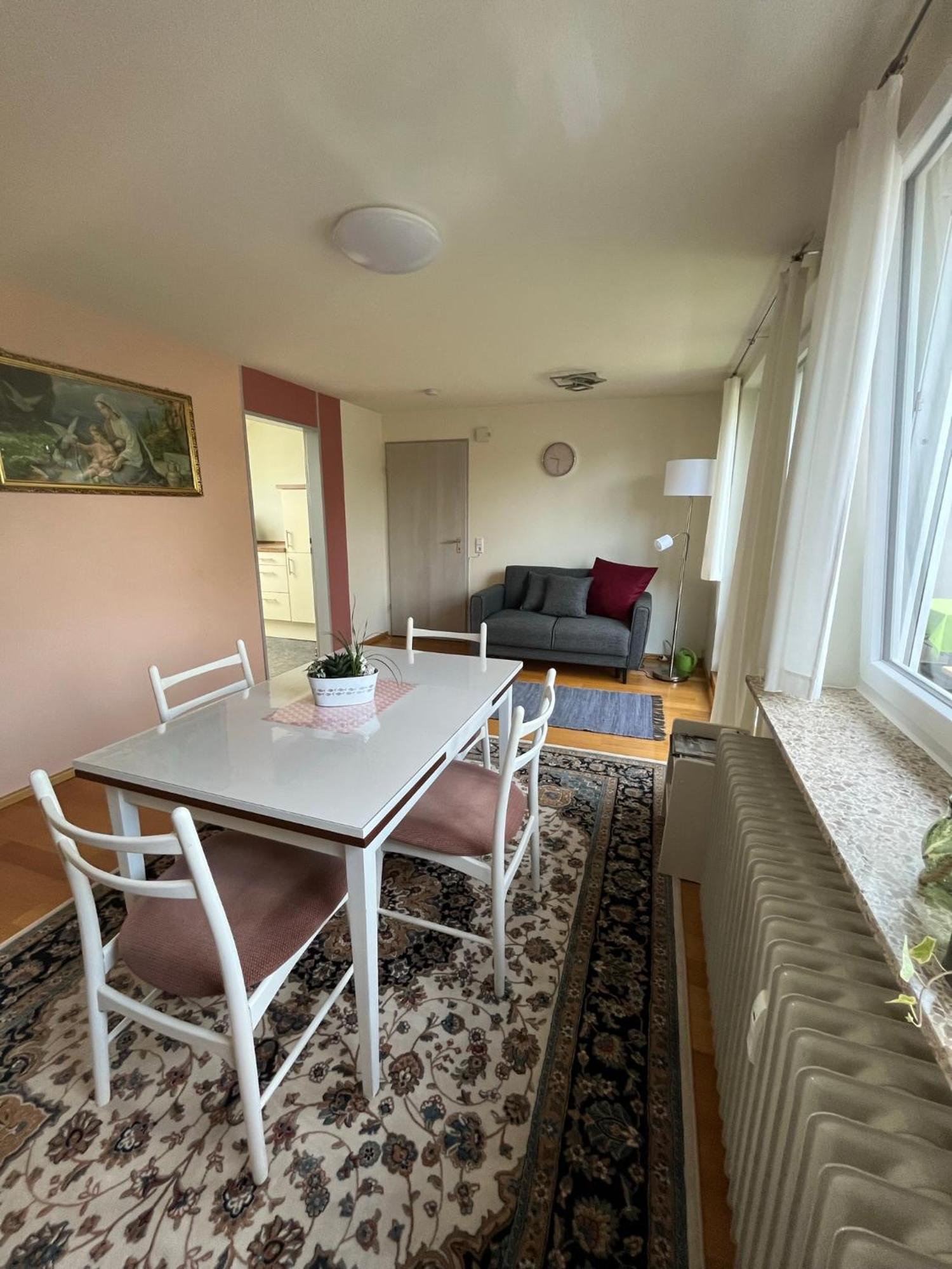 Schoene Wohnung, Bodenseenaehe 라벤스부르크 외부 사진